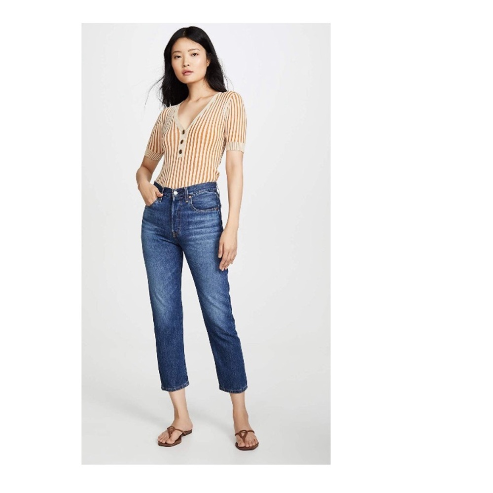 Levi's 501 Crop Jeans - Picture 5 of 6